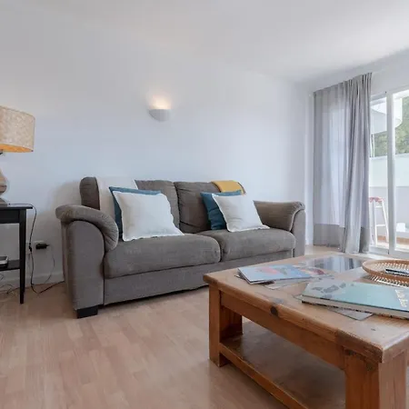 Delfin Iii Apartment *